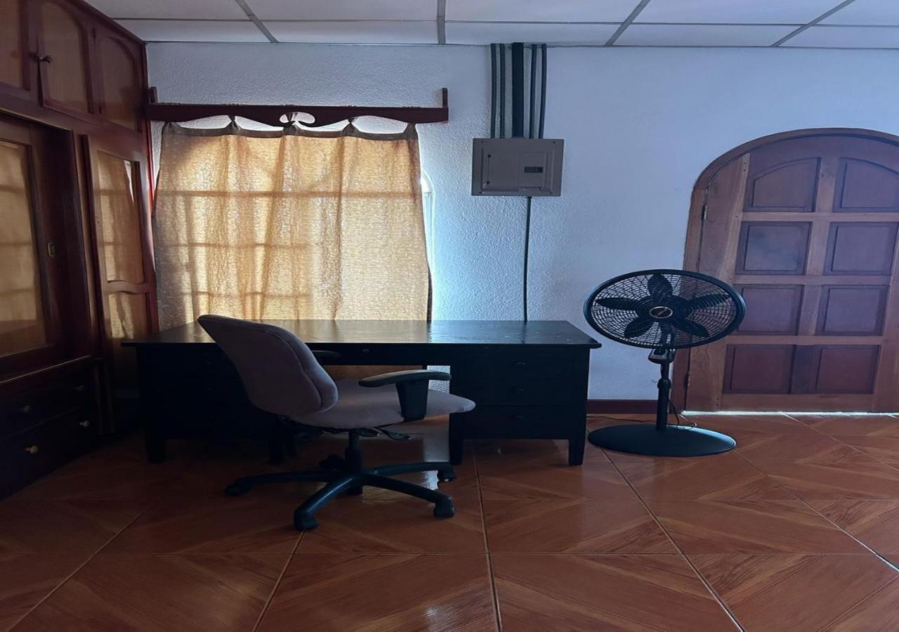 מנאגווה Casa Robles - Your Stay Near Airport מראה חיצוני תמונה