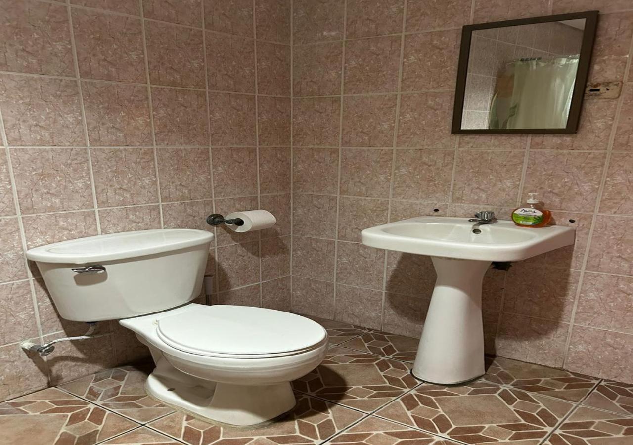 מנאגווה Casa Robles - Your Stay Near Airport מראה חיצוני תמונה