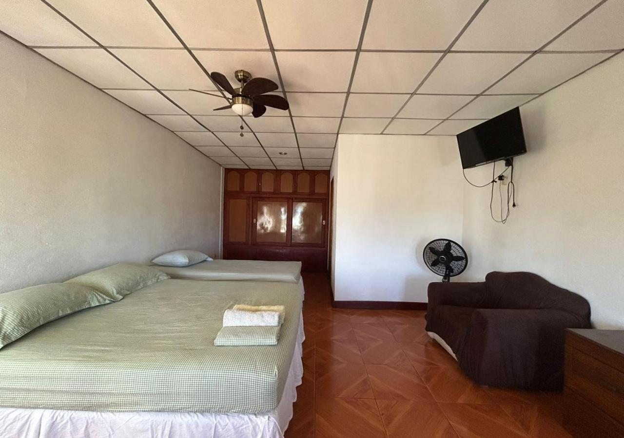 מנאגווה Casa Robles - Your Stay Near Airport מראה חיצוני תמונה