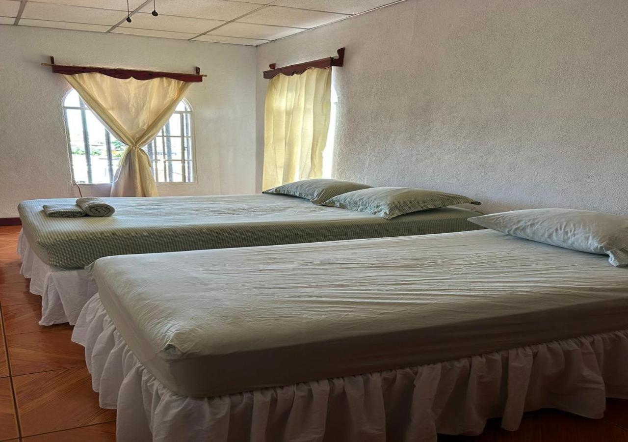 מנאגווה Casa Robles - Your Stay Near Airport מראה חיצוני תמונה