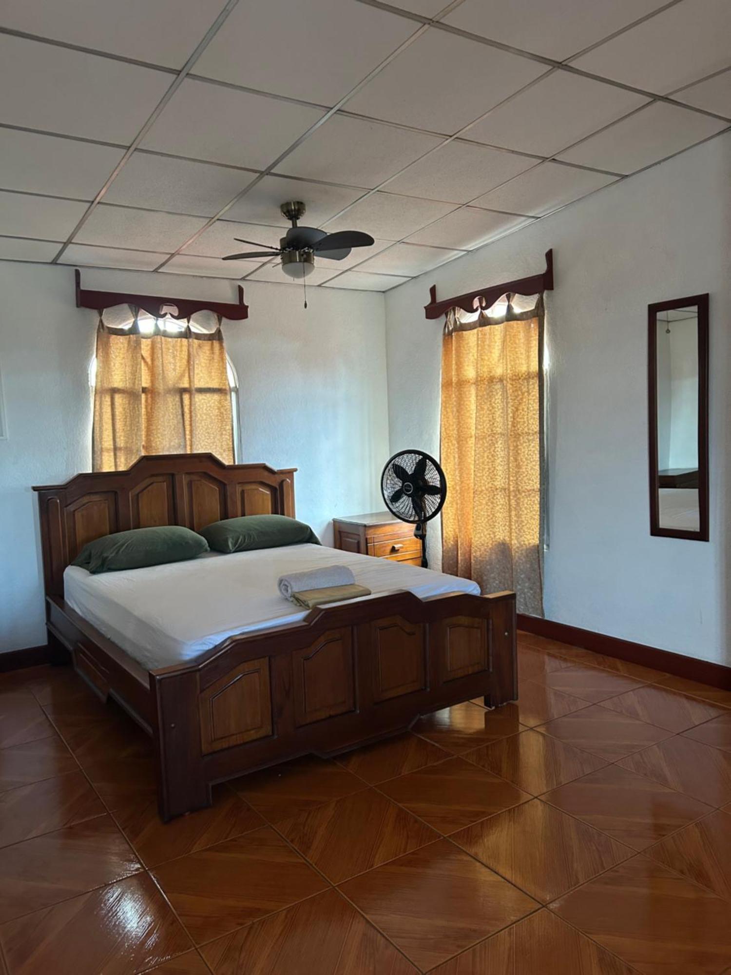 מנאגווה Casa Robles - Your Stay Near Airport מראה חיצוני תמונה